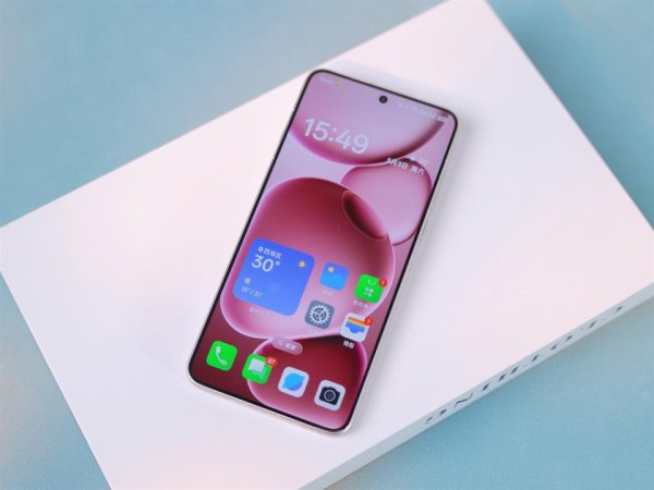 鼎坤策略 OPPO Find X9系列再次被确认：大R角四等边+长焦微距，配置拉满了