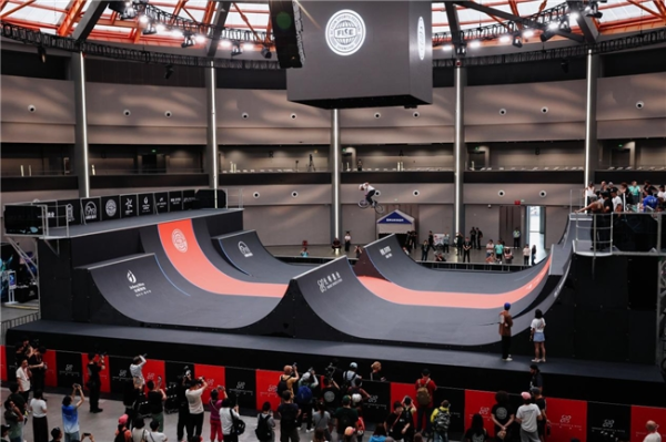 佳禾配资 光明酒业携四大品牌跨界登陆FISE 2025城市运动嘉年华